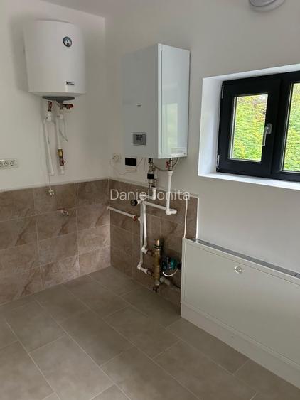 Casa si teren în zona de munte - 8