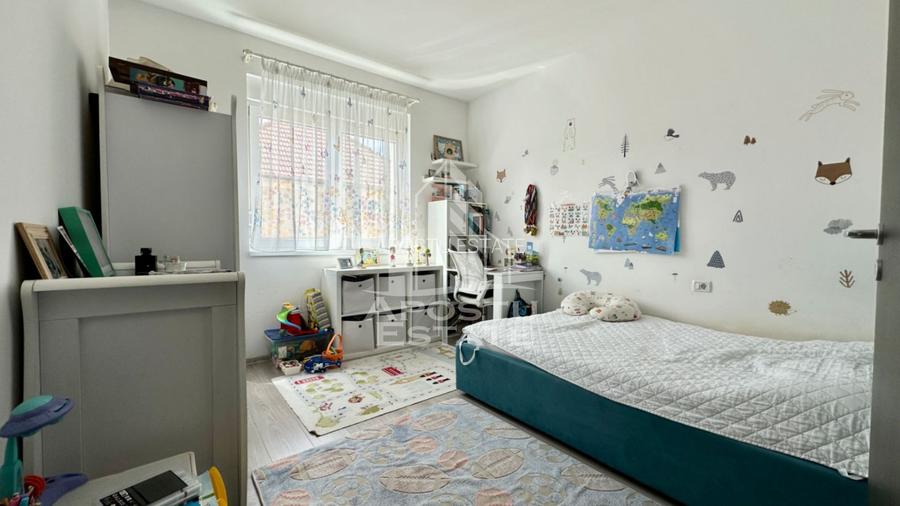 Apartament cu 3 camere de vanzare, etajul intai, Dumbravita - 8