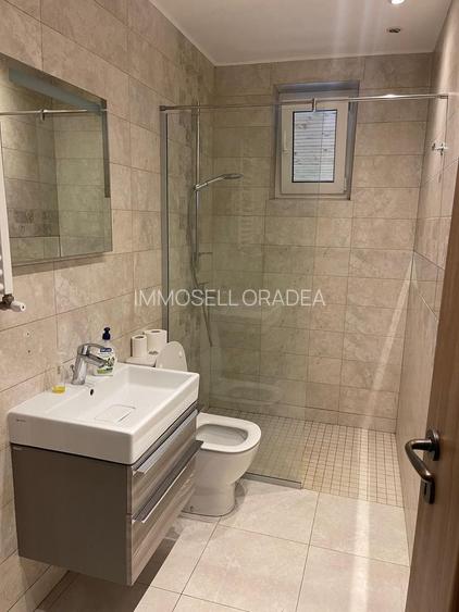 Chirie casă 3 camere ,terasa, curte acces auto – par Bratianu-1000 e/l - 10