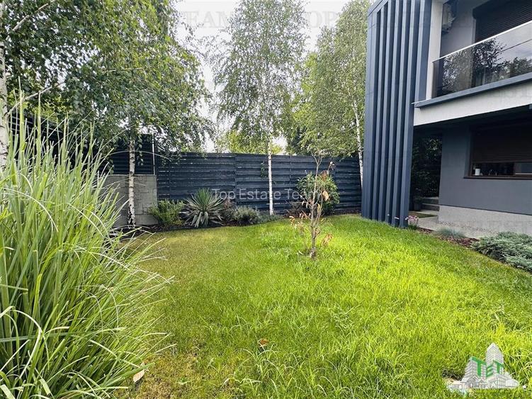 Vila senzationala, renovata recent, 145 mp construiti, 262 mp de curte amenajata - 2