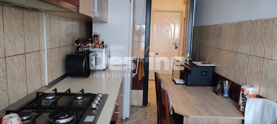 Apartament cu 1 camera ,decomandat , mobilat si renovat recent - 5