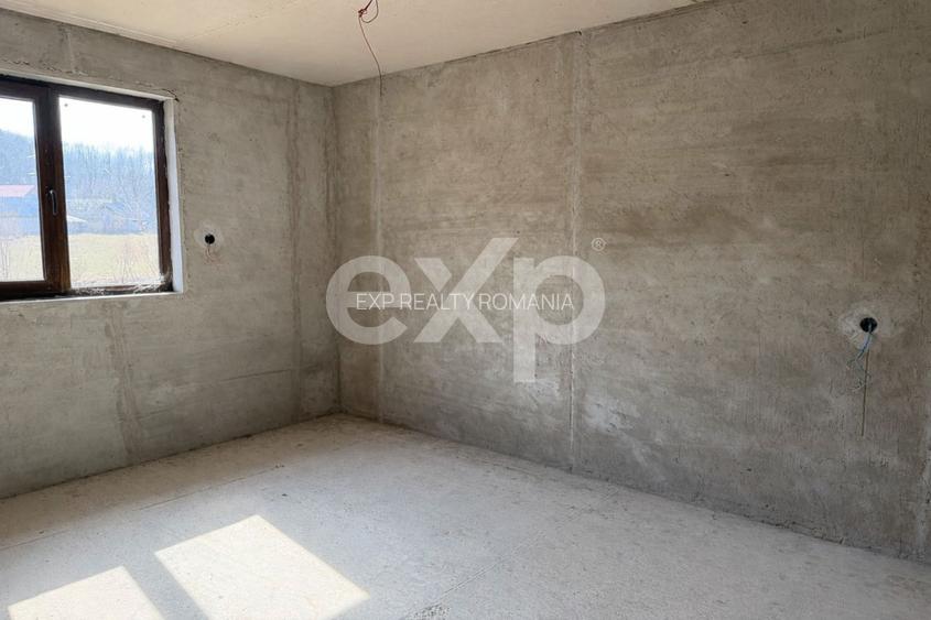 Casă / Vilă cu 3 camere de vânzare, Buhoci, jud Bacău - 4