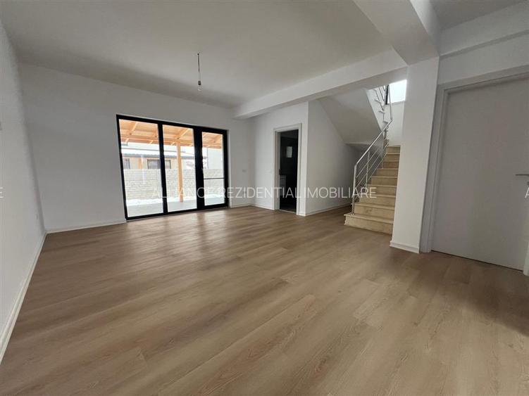 Casa individuala || 4 camere 2 bai || 330mp teren || Comuna Berceni. - 8