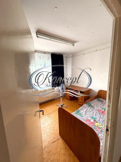 Apartament spatios si luminos cu priveliste spre oras, zona OMV Manastur - 4