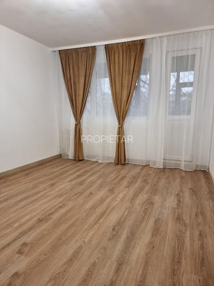 Propietar Vand Apartament  2  Camere Ion Mihalache nr 158 Metrou stația 1Mai  - 2