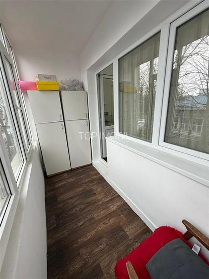 Etaj 1, fara risc, 3 camere semidecomandat bulevardul Tutora - 11