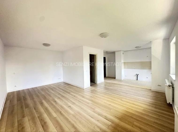 Garsoniera aproape de Mall Coresi, 38mp, loc parcare, 92500Euro - 4