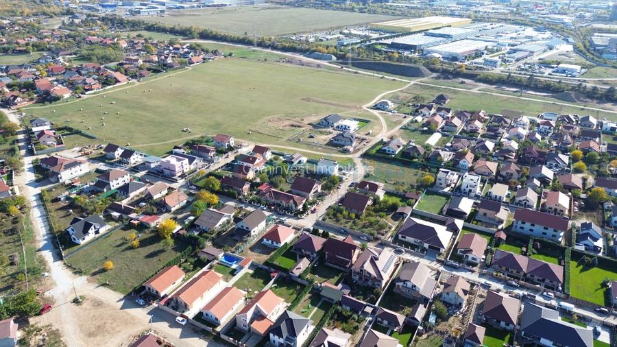 Teren intravilan cu autorizatie de constructie de vanzare in Oradea - 2