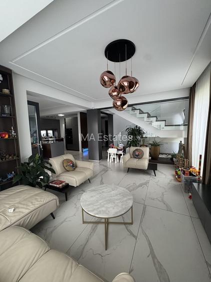 Vila  cu finisaje si mobila de lux, aproape de Cambridge School - 5