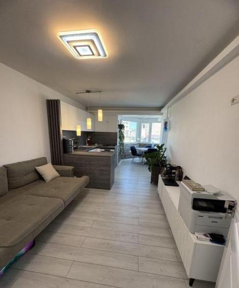 Apartament 3 camere decomandate zona Tomis Nord