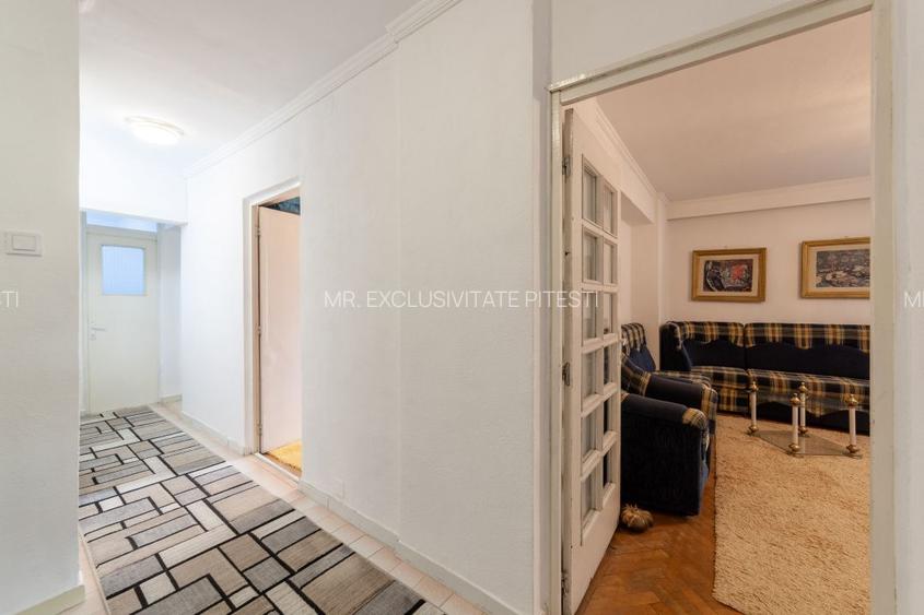 Apartament 3 camere - decomandat - 3 balcoane, etaj 3 cu lift, bloc 1991 - 24