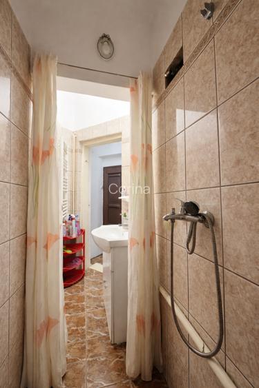 Garsoniera Piata Romana/ Universitatii- Facultatea de limbi straine- fara risc - 9