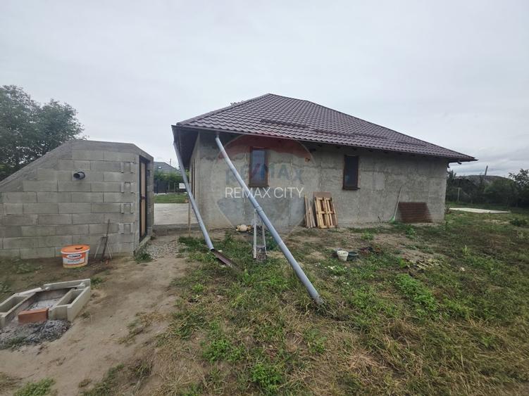 Casă cu livadă și teren generos – Girov - 34