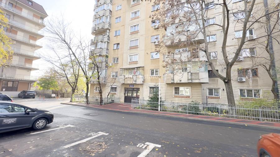 Apartament luminos 3 camere, decomandat, vedere libera, Vitan - 33