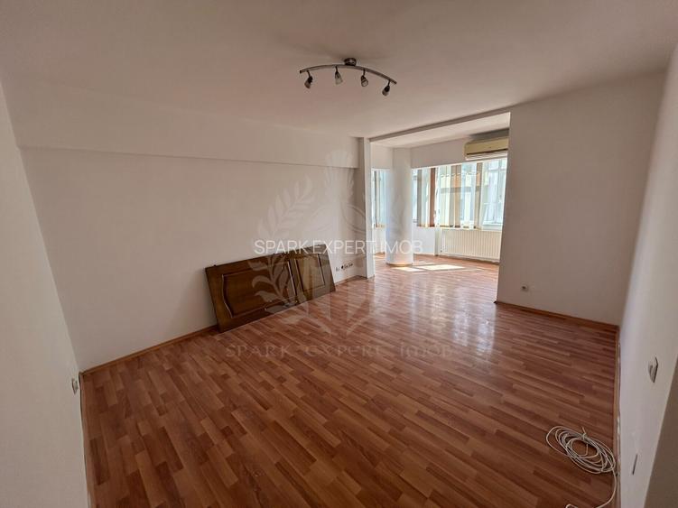 APARTAMENT 3 CAMERE/ PIAȚA MIHAI// VITEAZUL //ETAJ 1 //DECOMANDAT - 2