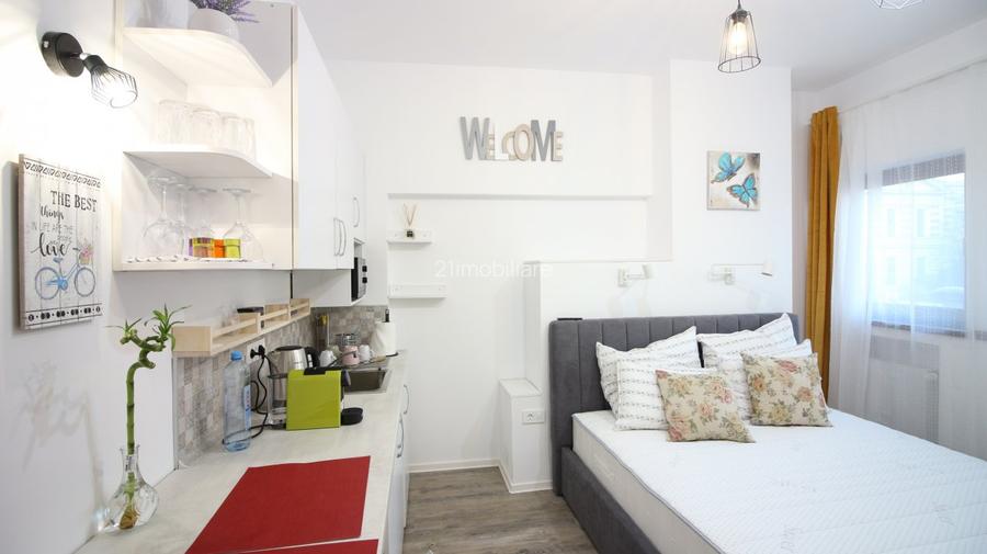 Universitate, garsoniera mobilata complet, etaj 1/8, afacere la cheie Airbnb - 2