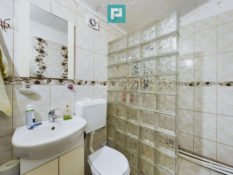 Casă cu 5 camere în Nădlac - 12