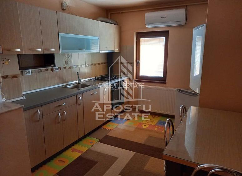 Apartament cu 3 camere, Complex Studentesc, Centrala Proprie, 2 bai - 2