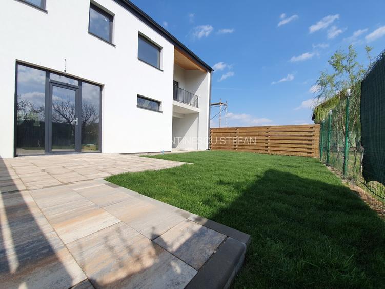🏡 Vilă 5 camere cu mansardă și garaj, curte 350 mp, mutare imediată - 5
