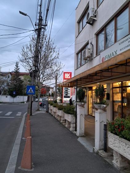 Spatiu str Alunisului cu Peroni .etajul 1 - 2