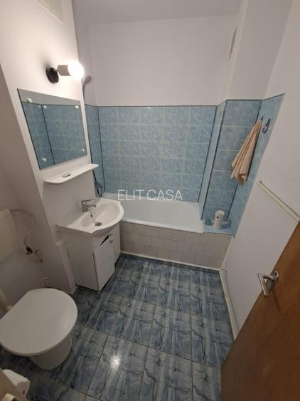 Apartament cu 2 camere, decomandat, etajul 2/10, zona Dacia - 8