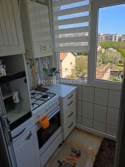 Apartament 2 camere decomandat km5 - 12