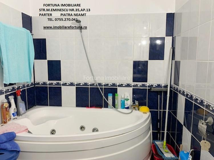 Casa in oras, cu  priveliste de vis, la poalele padurii - 13