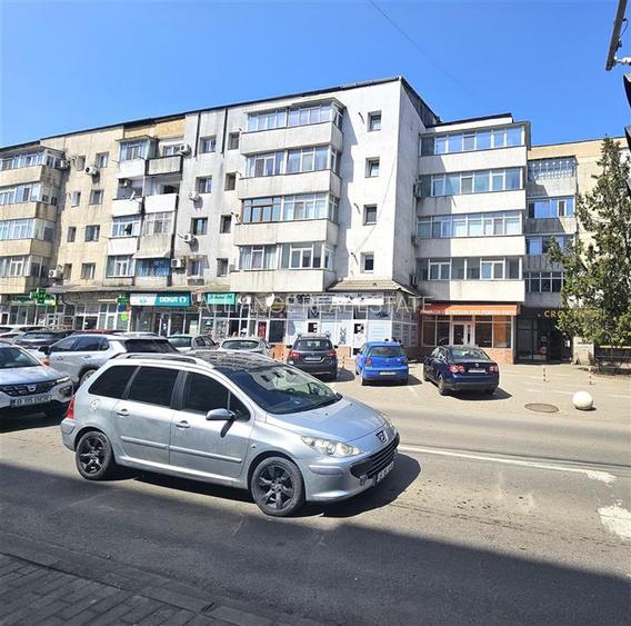 Intersectia Galata, spatiu comercial stradal - 6