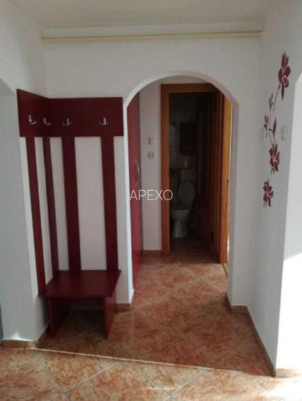 Apartament de 4 camere ( Decomandat )-Craiter - 6