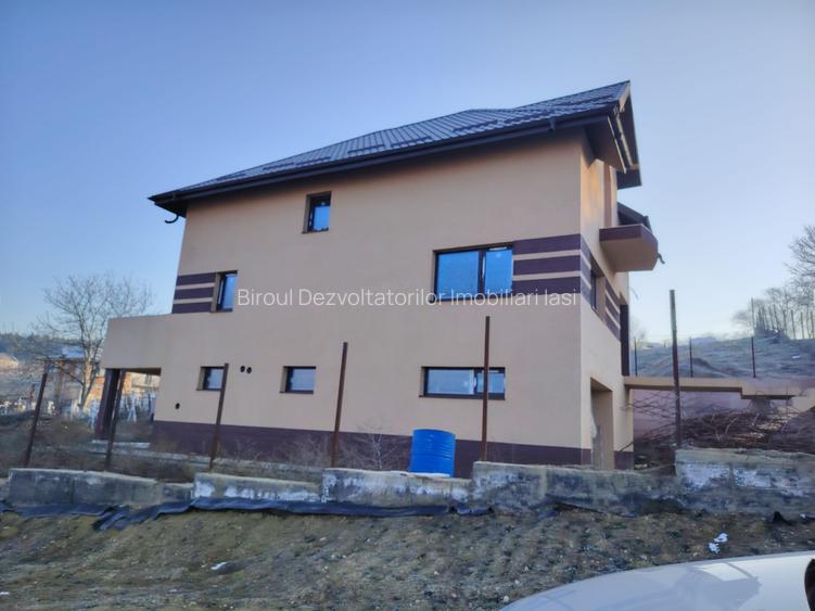 Casa, 146 mp utili, 500 mp teren, Hlincea - 27