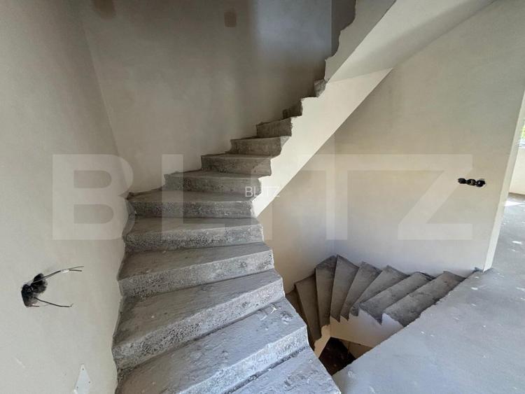 Duplex semifinisat de vanzare, Tauti  - 19