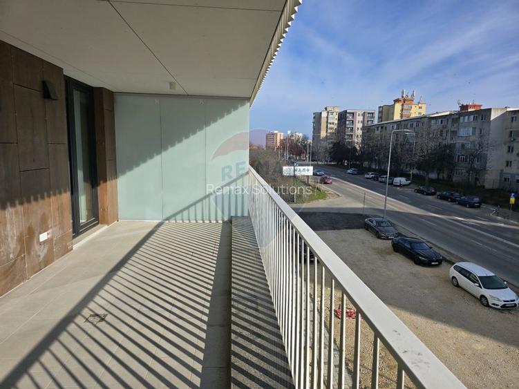 Apartament de lux, cu loc de parcare, langa Universitate - 24