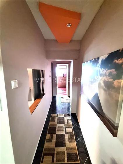 4 Camere | Panorama spectaculoasa spre munti | 2 km de  Coresi | etaj 8/9| 2 loc - 3