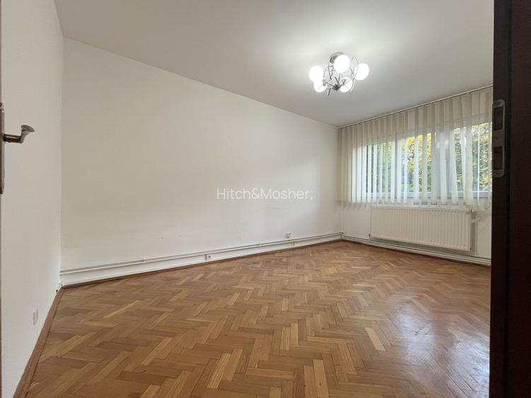 De închiriat apartament modern – Zona Medicină - 10
