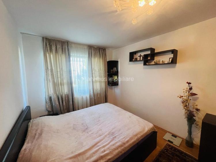 Apartament 2 camere cu balcon ,etaj 3 -cartier Săsar ,zona Pizza Albina - 2