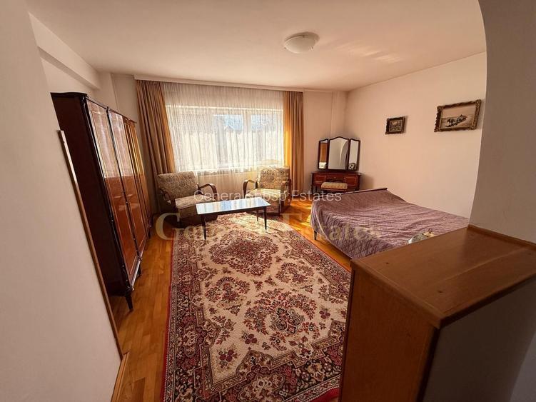 Casă individuală | 6 camere | Tractorul - 6