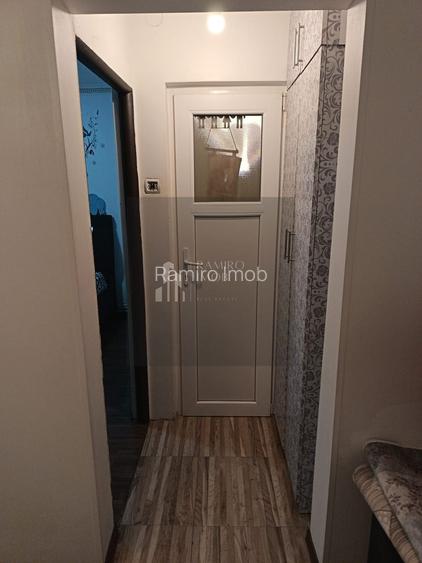 Apartament 3 camere semidecomandat - 8