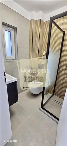 Casa de lux cu 4 camere 2 bai balcon 2 parcari in Selimbar - 21