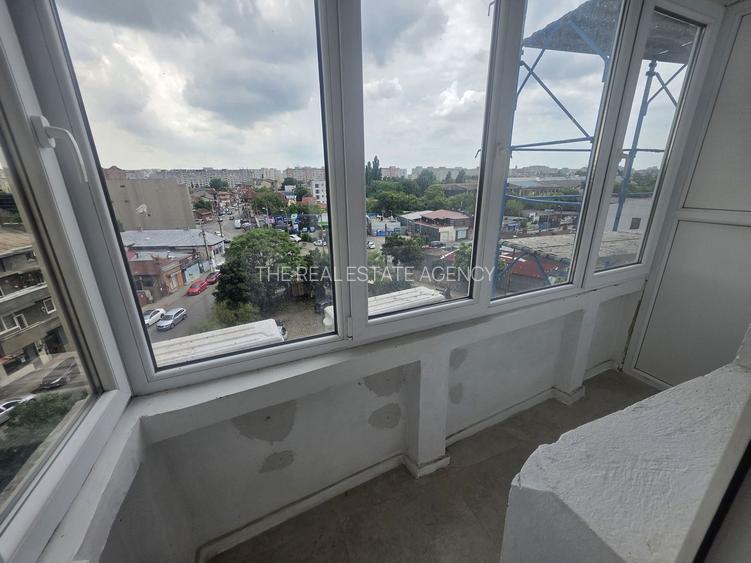 Apartament | 4 camere | modernizat | etaj 5 | TEI - 22