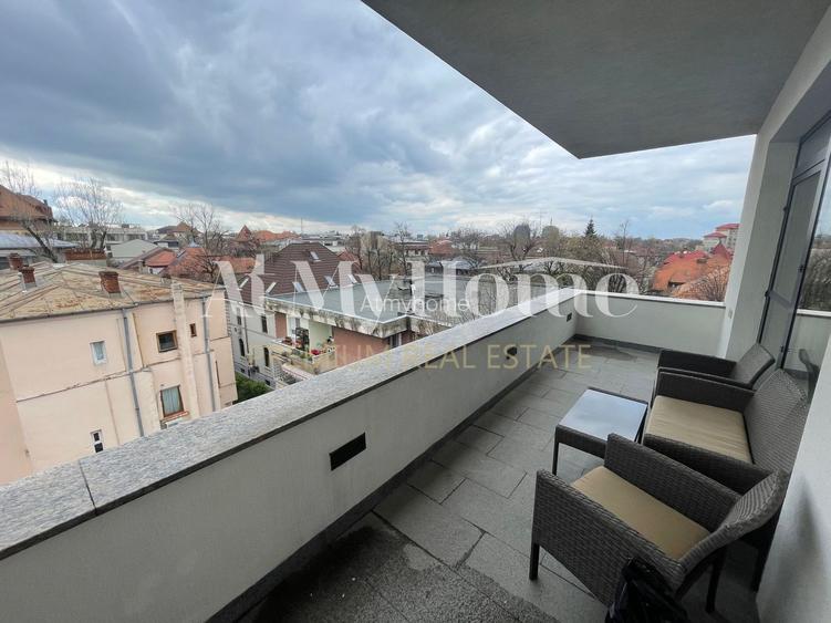 Penthouse Spectaculos cu 4 camere, partial mobilat, terase, 2 parcari - 9