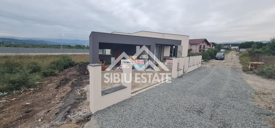 Casă individuală  deosebită, finisată Șelimbăr, Cartierul Tineretului - 10