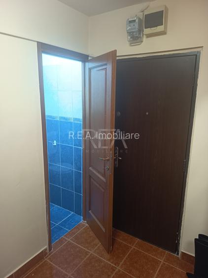 4 camere - decomandat - parcare + boxa - 7