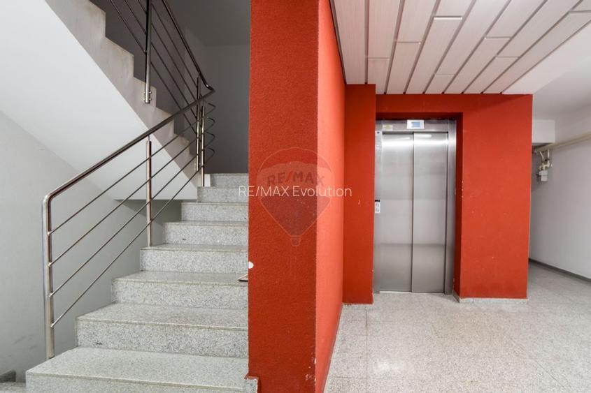Apartament 3 camere cu 2 locuri de parcare si boxa Coresi - 22