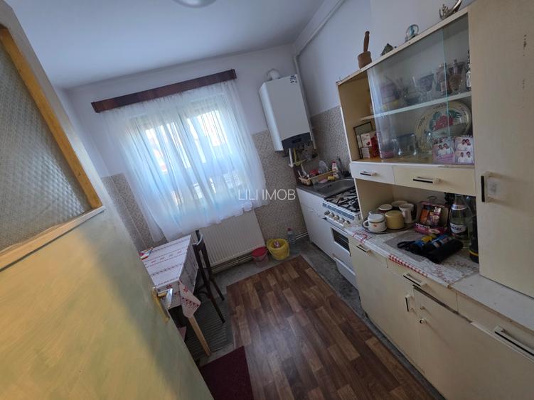 Vand apartament 2 camere - 4