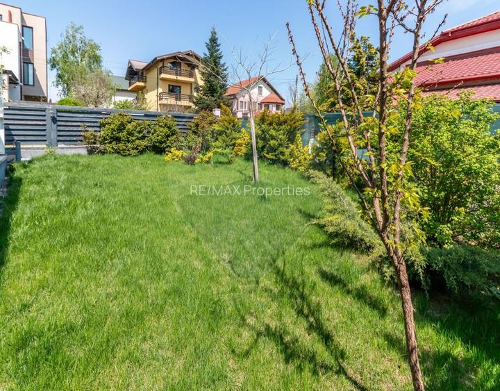 Casă / Vilă cu 5 camere de vanzare, Laguna Albastra, str. Fermei - 29