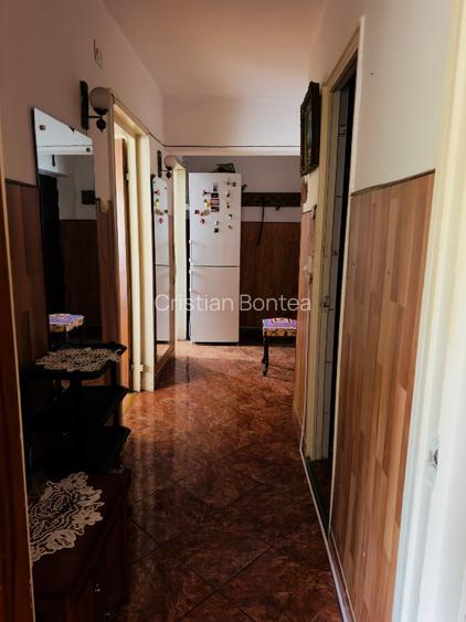Vand apartament decomandat 2 camere - 8