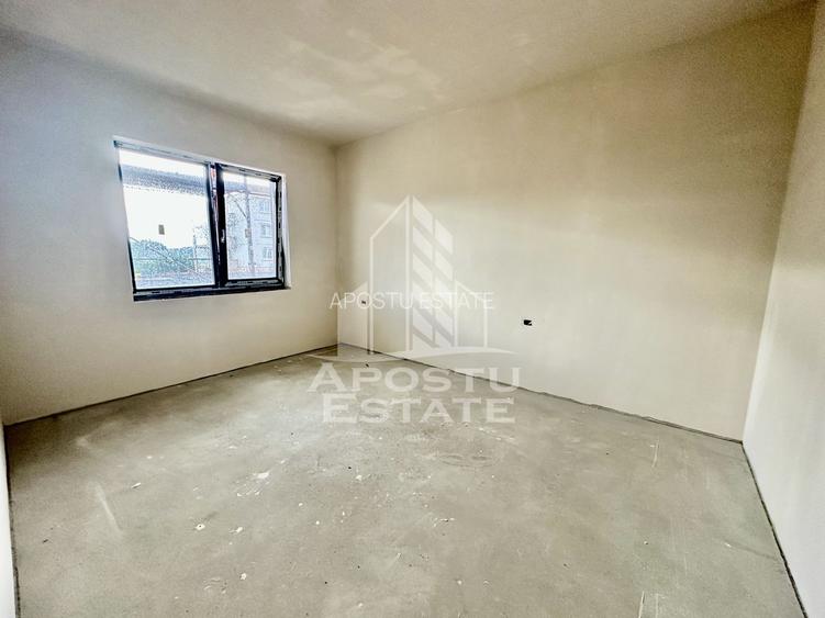 Apartament cu 3 camere, semidecomandat, etaj 1, zona Lidl din Giroc - 3