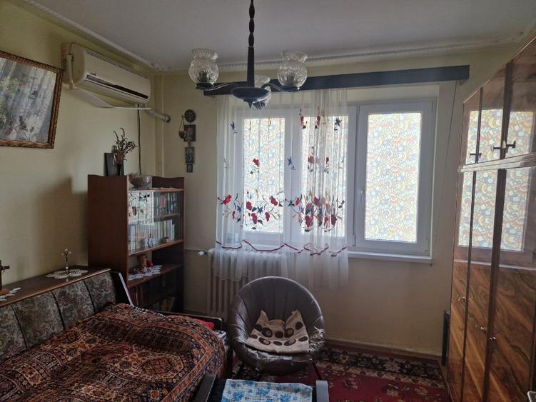 Vanzare apartament 3 camerele confort 1 - 6