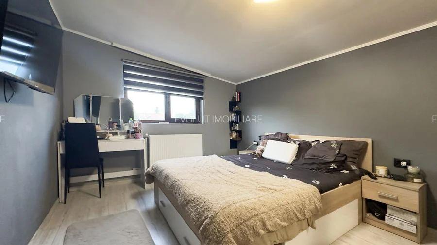 Vila P+M Valu Lui Traian cu 5 camere moderna - 4