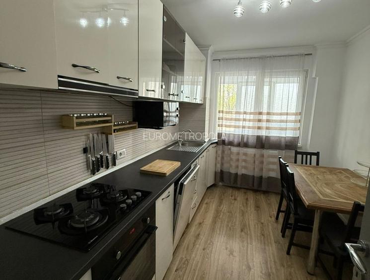 Apartament 3 camere cu terasa mare si vedere la parcul Tei - 2